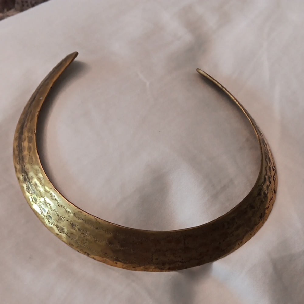 Elegant Gold Necklace
